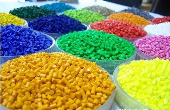 Het hoge Rubbermateriaal van Elasticiteitstpe Korrels TPE voor de Wasbassin van de Vouwenkop