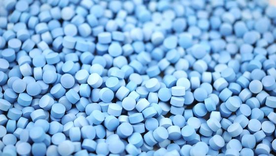 De Thermoplastische Polyether Ester Elastomer K211 van de schokweerstand voor Verbindingsstrook of Buisband